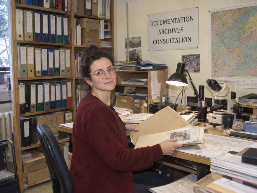 Claire Montfort au service documentaire